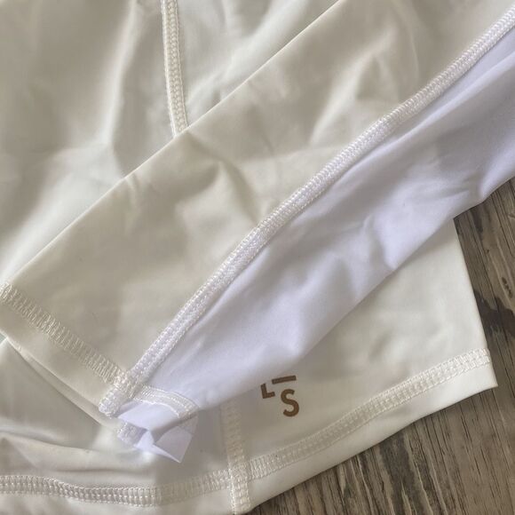 Line In The Sand Salt White Soak It Up Half Zip Rashguard with Built-in Bra NWT - Picture 4 of 7